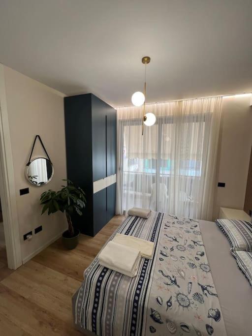 Sphinx Apartment Durrës Extérieur photo